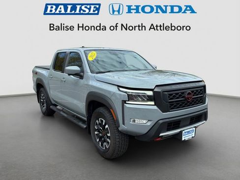 Used 2022 Nissan Frontier PRO-4X AWD/4WD image 7