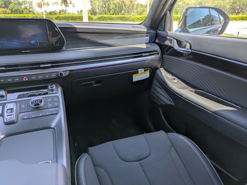 New 2025 Hyundai Palisade Calligraphy image 19