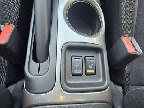 Used 2017 Nissan Juke SV w/ Technology Package FWD image 34