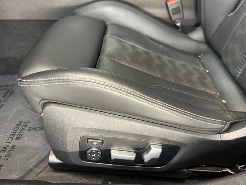 Used 2023 BMW M3 Competition image 14