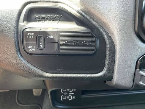 Used 2024 RAM 2500 Big Horn AWD/4WD image 19