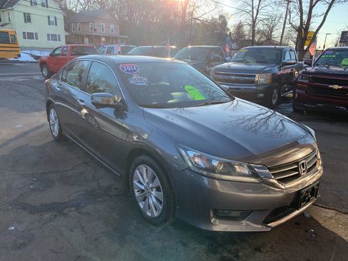 Used 2014 Honda Accord EX image 1