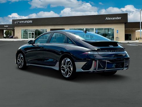 New 2025 Hyundai Ioniq 6 SEL image 5