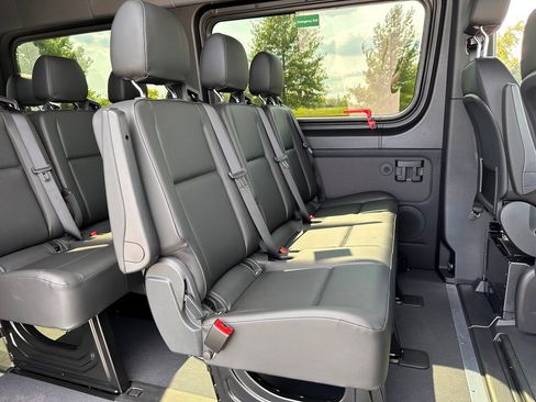 Certified 2024 Mercedes-Benz Sprinter 2500 image 19
