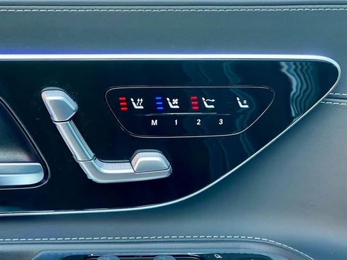 Certified 2023 Mercedes-Benz SL 63 AMG 4MATIC image 31