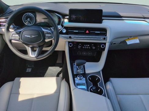 Certified 2025 Genesis G70 2.5T RWD image 25