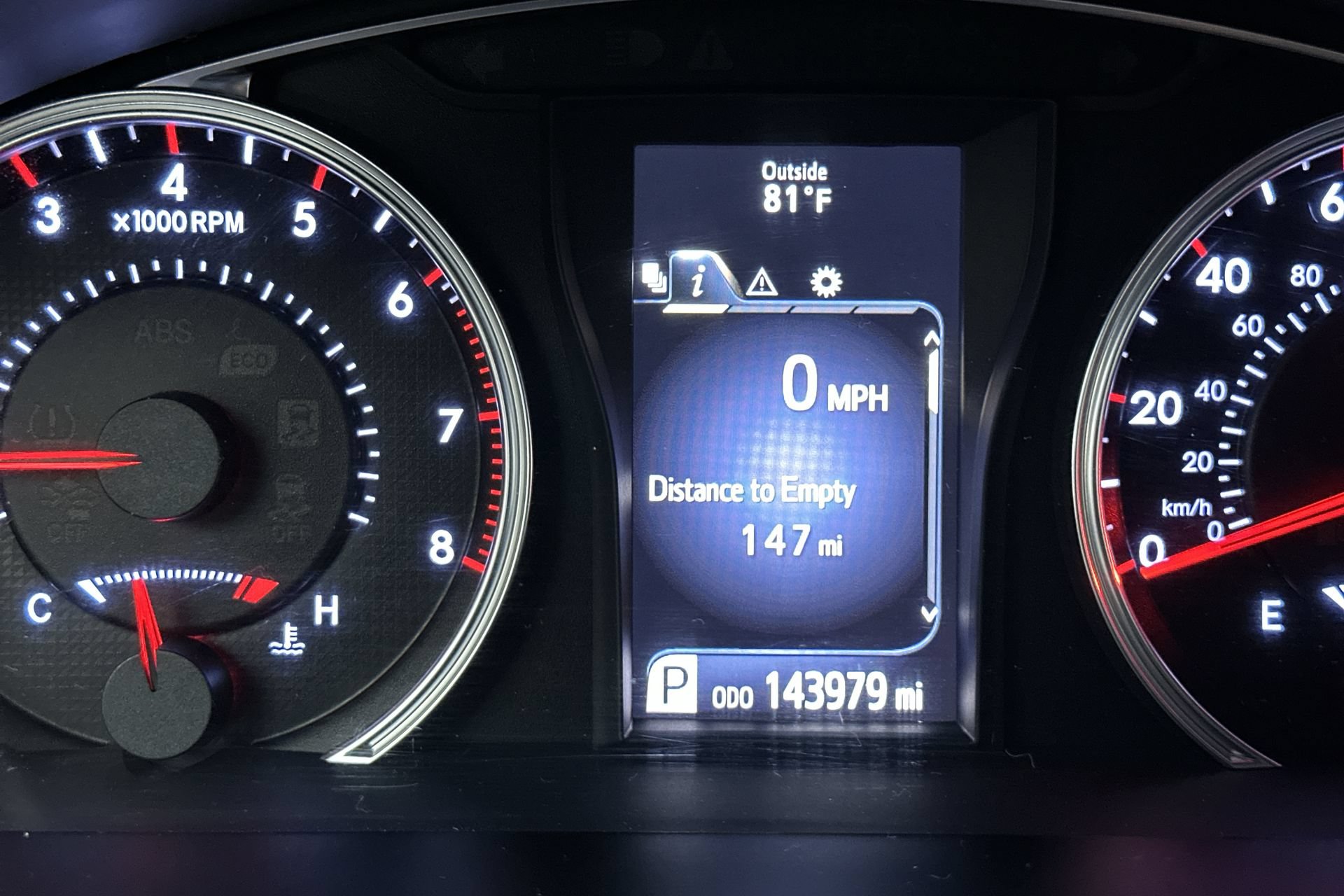 Used 2016 Toyota Camry SE FWD image 19