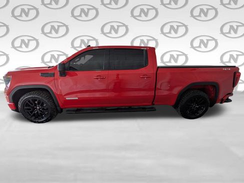 Used 2023 GMC Sierra 1500 Elevation w/ LPO, Elevation Black Package AWD/4WD image 7
