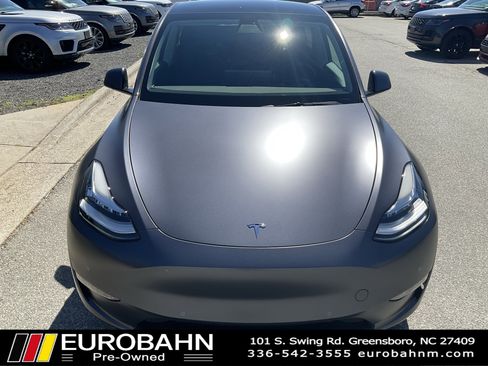 Used 2021 Tesla Model Y Long Range image 25