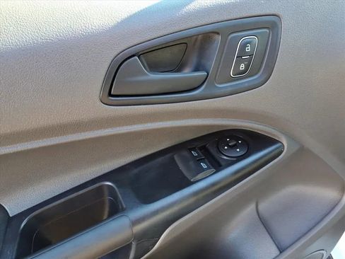 Used 2020 Ford Transit Connect XL image 17