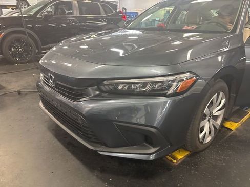 Used 2023 Honda Civic LX image 4