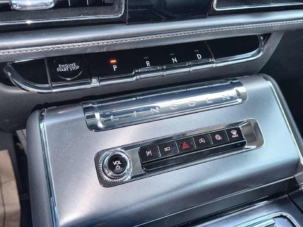 Used 2025 Lincoln Aviator 2WD w/ Equipment Group 101A image 23