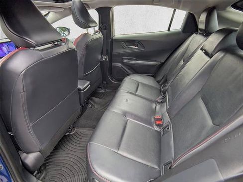 Used 2025 Toyota Prius Plug-In Hybrid w/ Limited Premium Package FWD image 18