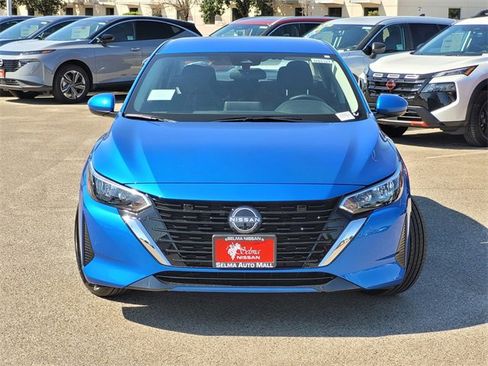New 2025 Nissan Sentra SV image 2