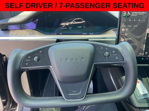 Used 2022 Tesla Model X AWD/4WD image 17