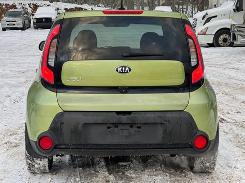 Used 2016 Kia Soul w/ Convenience Package FWD image 5