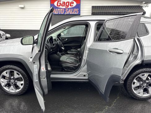 Used 2020 Jeep Compass Limited image 16