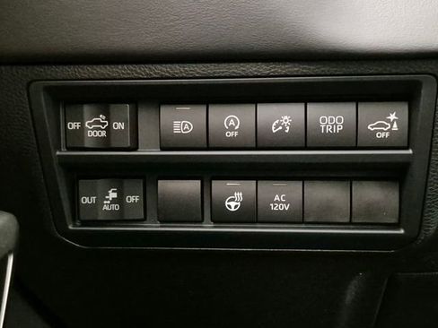 New 2026 Toyota Tundra Platinum AWD/4WD image 16