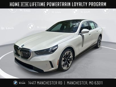 New 2026 BMW i5 eDrive40 w/ Premium Package