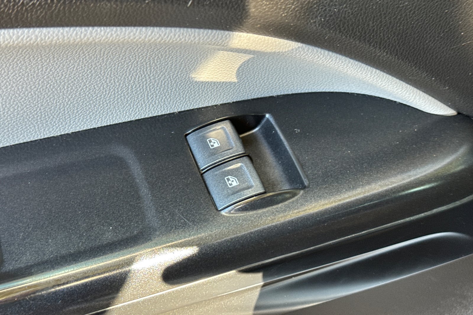 Used 2019 Chevrolet Colorado W/T RWD image 12