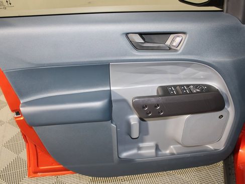 Certified 2024 Ford Maverick Lariat w/ Black Appearance Package image 20