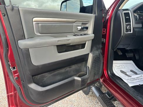 Used 2016 RAM 2500 Big Horn image 31