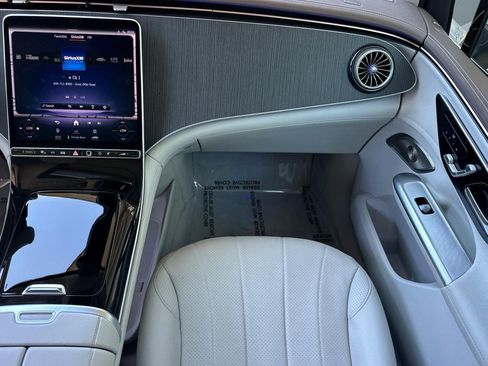 Certified 2023 Mercedes-Benz EQE 350+ 4MATIC SUV image 30