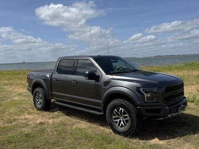 Used 2018 Ford F150 Raptor w/ Equipment Group 801A Mid