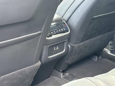 Certified 2025 INFINITI QX60 Luxe w/ Cargo Package AWD/4WD image 17