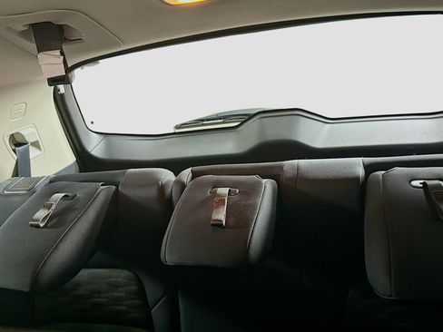 Used 2024 Nissan Pathfinder SV FWD image 28