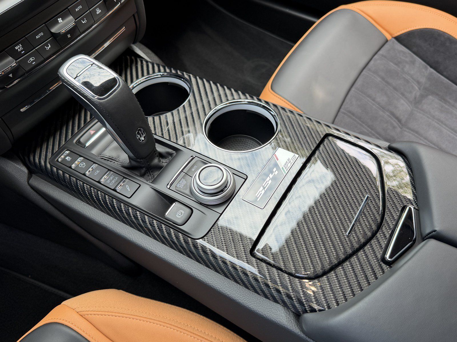 Used 2024 Maserati Ghibli Trofeo RWD image 31