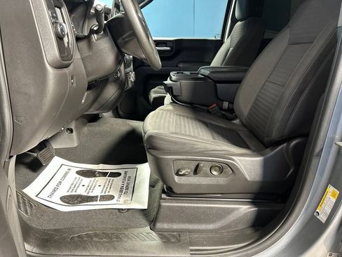 Used 2025 Chevrolet Silverado 1500 Custom RWD image 16