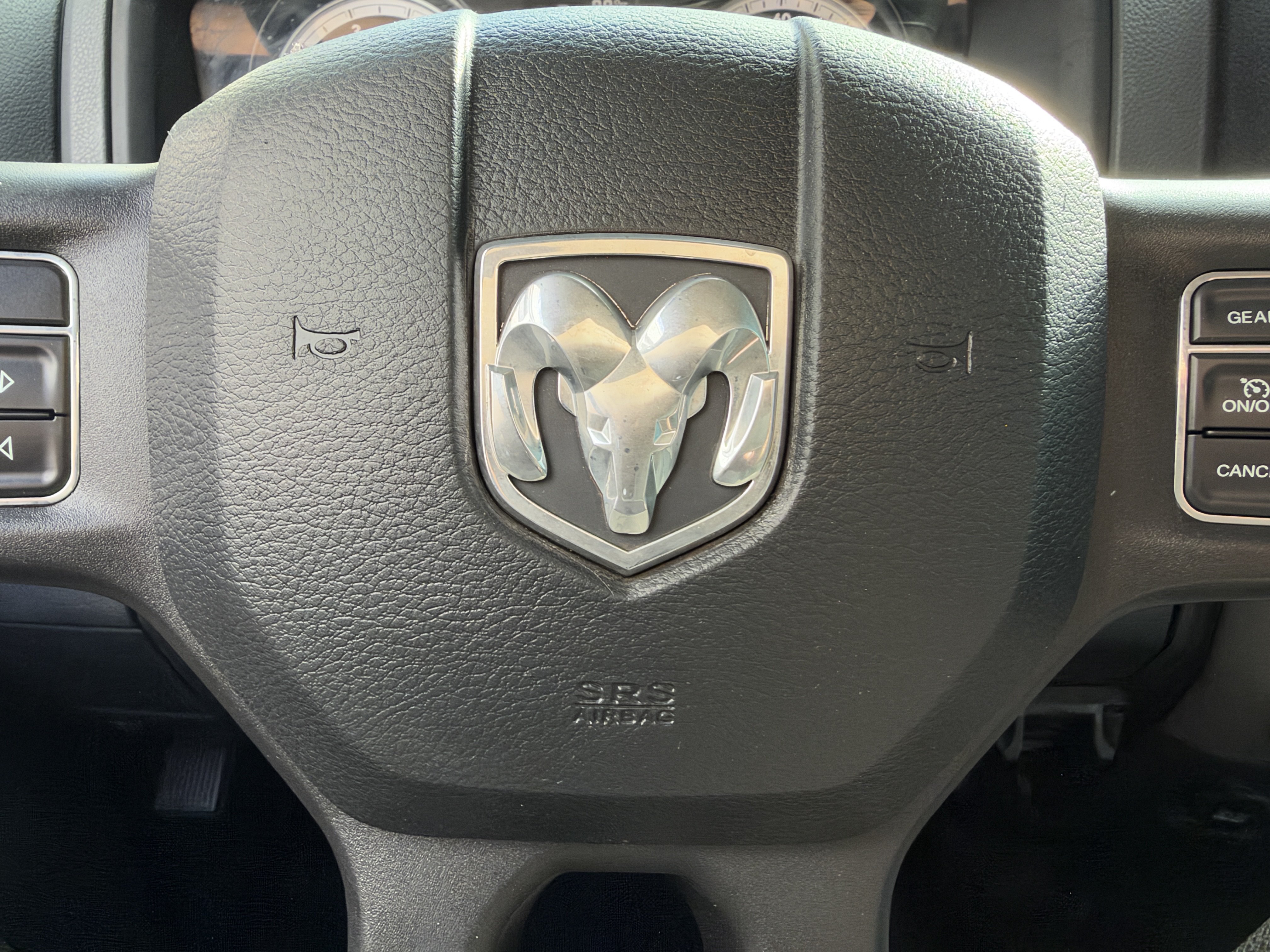 Used 2014 RAM 1500 Express AWD/4WD image 30