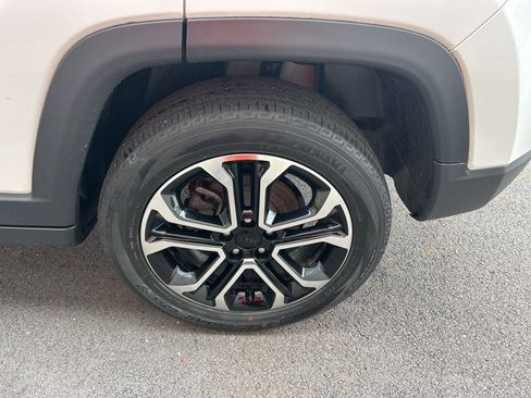 Used 2022 Jeep Compass Limited w/ Sun and Sound Group image 26