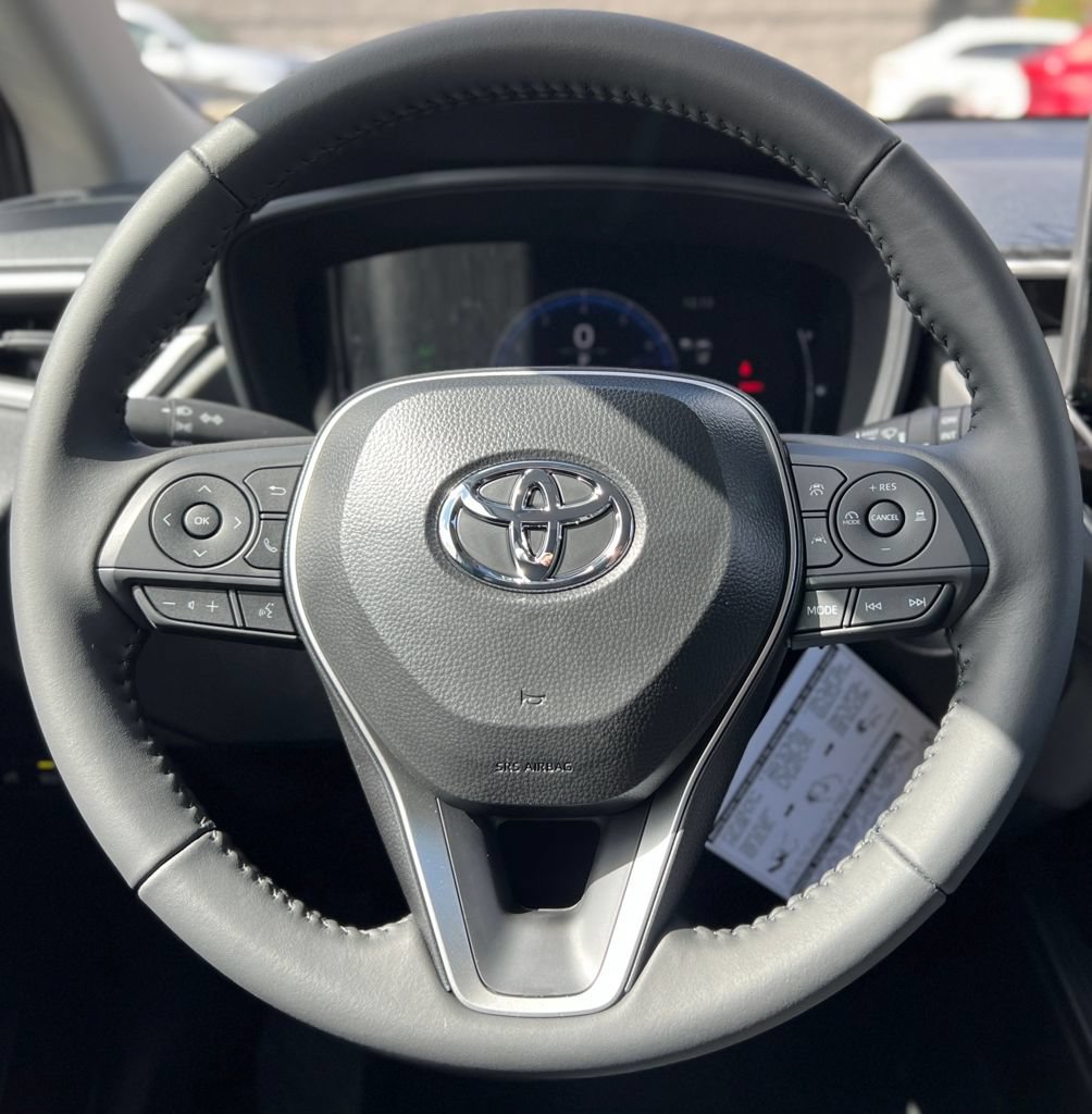 New 2026 Toyota Corolla Cross LE FWD image 28