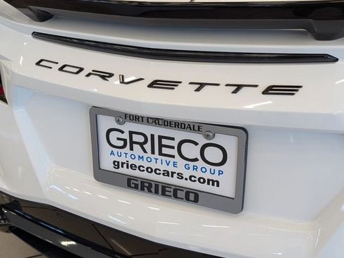 Used 2023 Chevrolet Corvette Stingray Premium Conv w/ Z51 Performance Package image 12