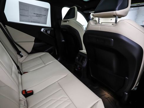 New 2026 BMW X3 xDrive30 w/ Convenience Package image 27