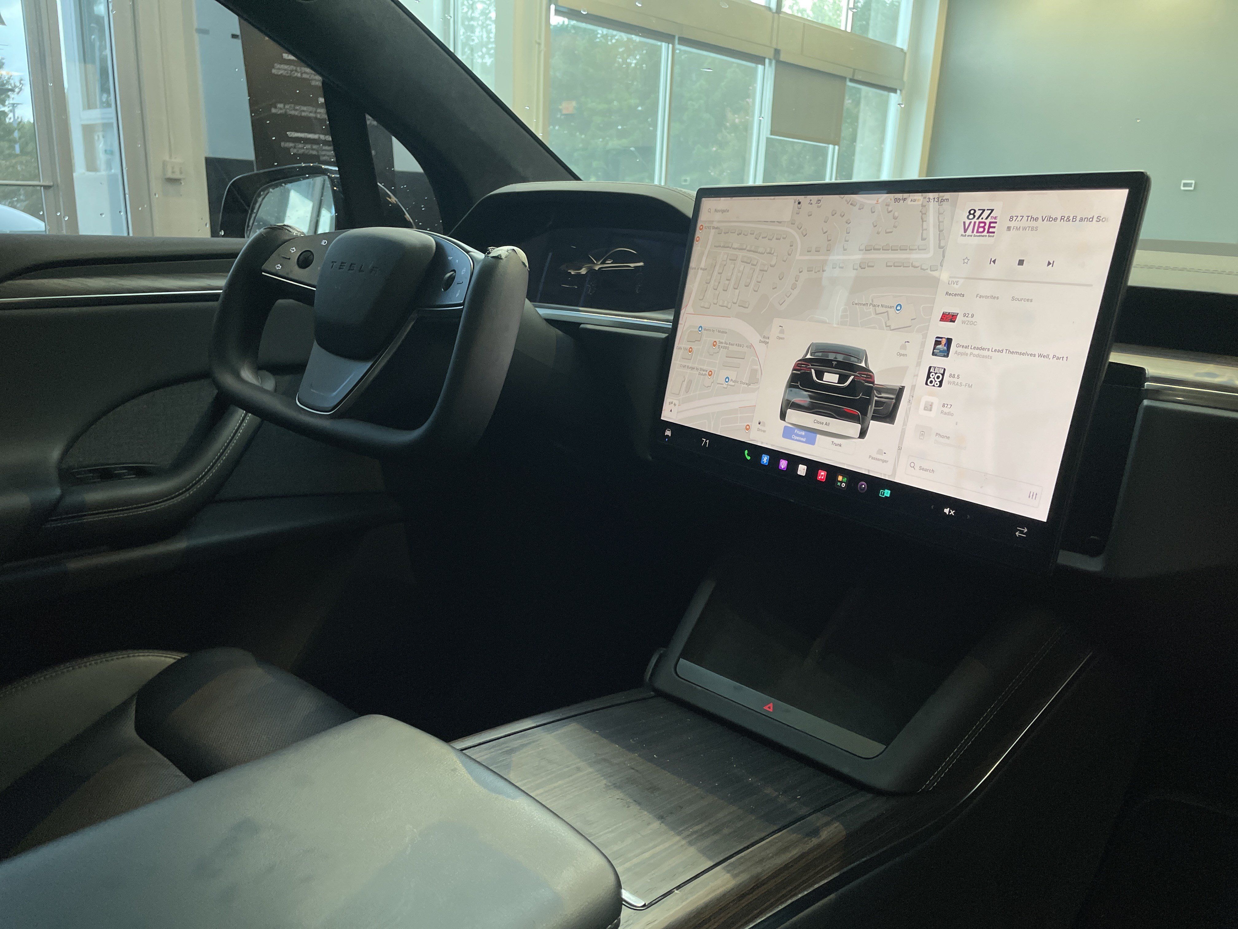 Used 2022 Tesla Model X AWD/4WD image 6