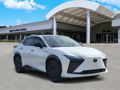 New 2026 Lexus RZ 350e 2WD image 2