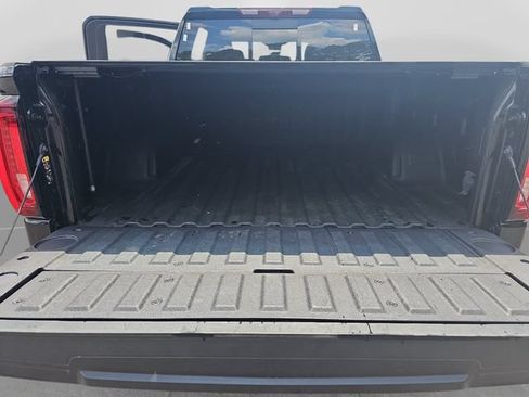 Used 2022 GMC Sierra 1500 Denali w/ Denali Reserve Package AWD/4WD image 30