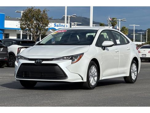 New 2026 Toyota Corolla LE image 8