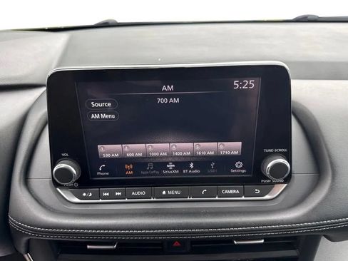 Used 2024 Nissan Rogue SV FWD image 21