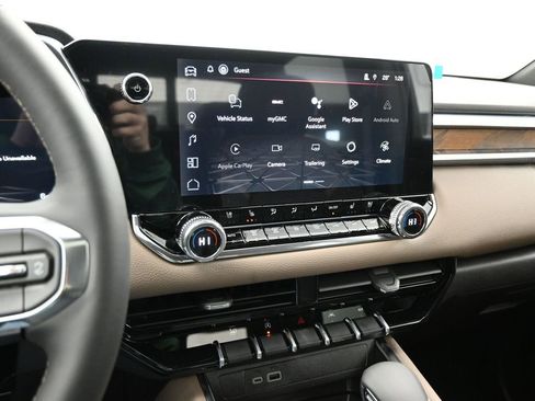 New 2026 GMC Canyon Denali image 15