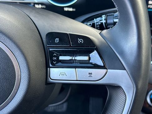 Certified 2023 Hyundai Elantra SEL w/ Convenience Package image 24