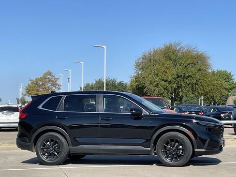 Certified 2026 Honda CR-V EX image 3