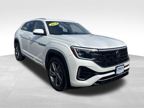Used 2024 Volkswagen Atlas Cross Sport SEL R-Line AWD/4WD image 10