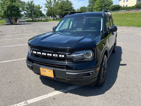Certified 2022 Ford Bronco Sport Outer Banks w/ Tech Package AWD/4WD image 4