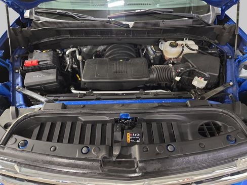 Used 2025 Chevrolet Silverado 1500 LT AWD/4WD image 30