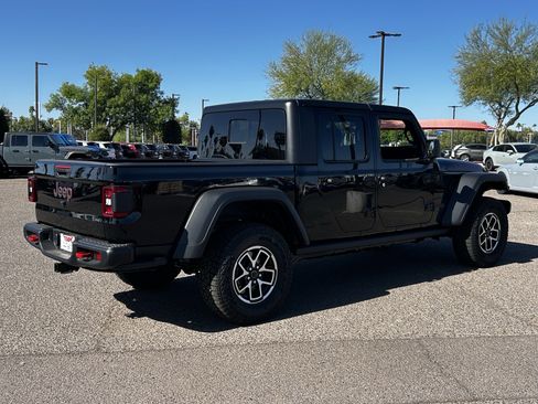New 2025 Jeep Gladiator Rubicon w/ Convenience Group image 5
