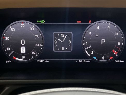 Used 2024 Land Rover Defender 110 V8 image 13